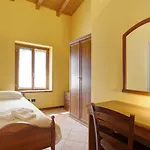 Parigi Apartament *